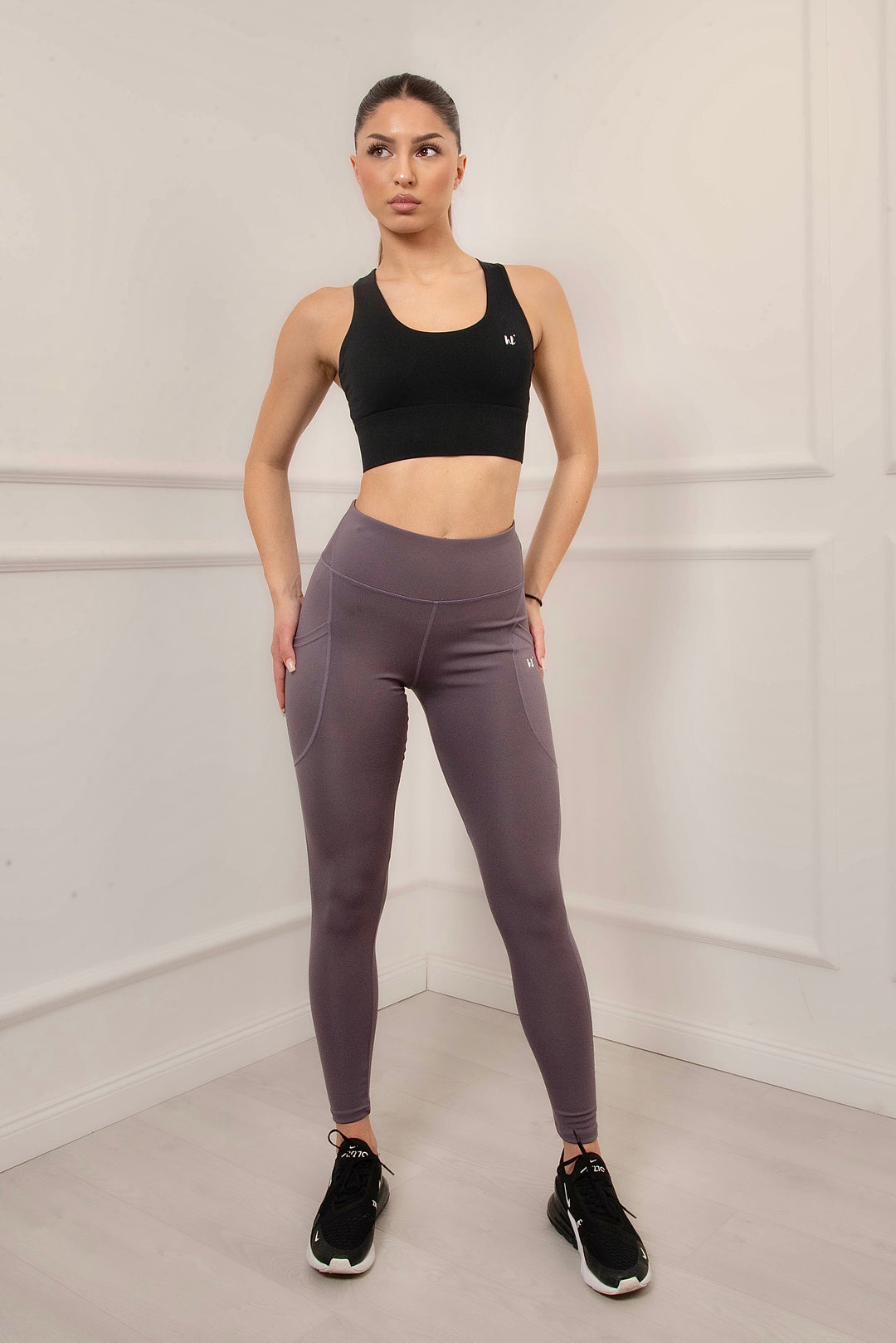 Violet Move Helanke